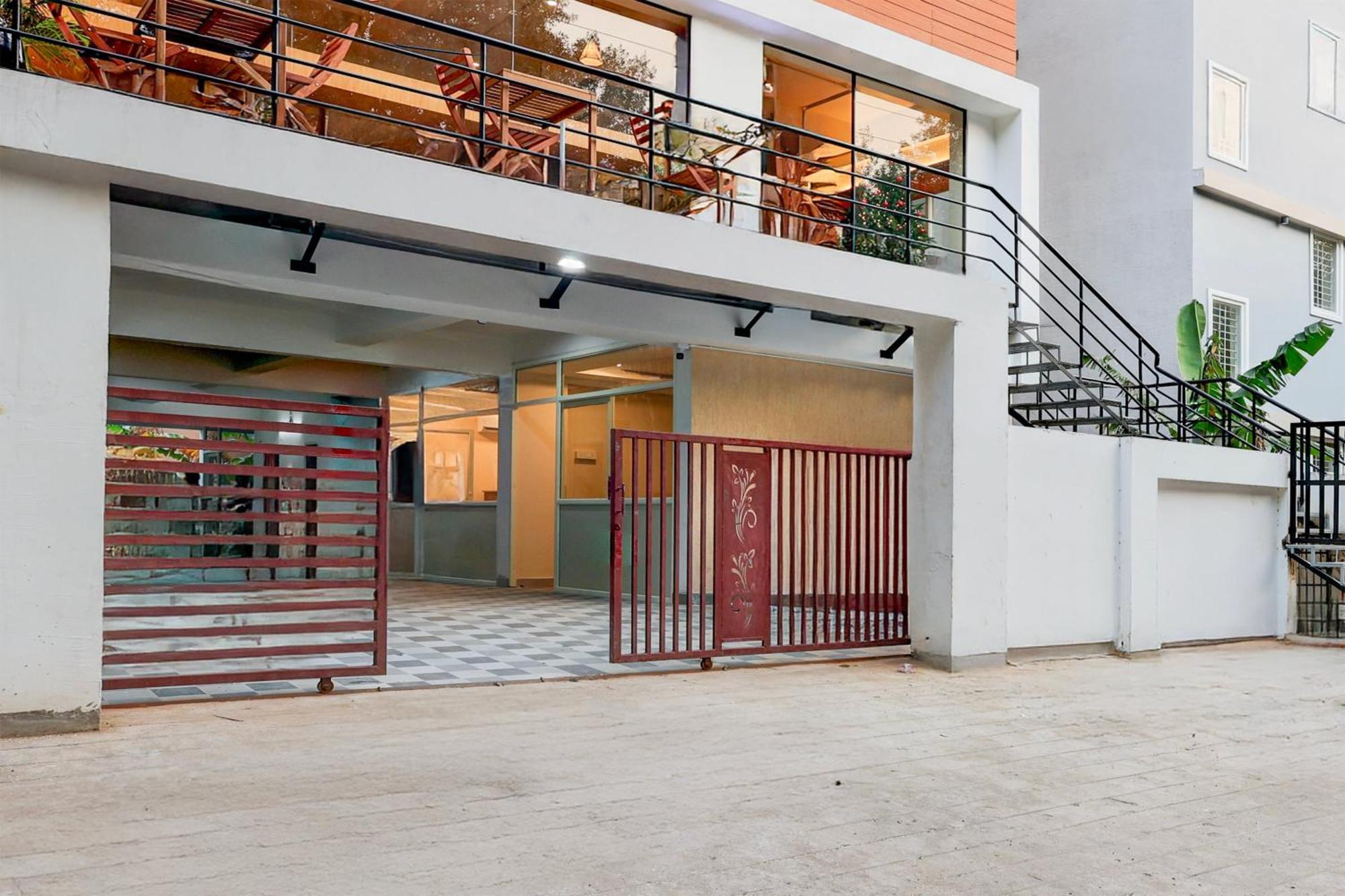 Super Townhouse Mvp Sector With Kailasagiri Hill View Pedda Waltair Exterior foto